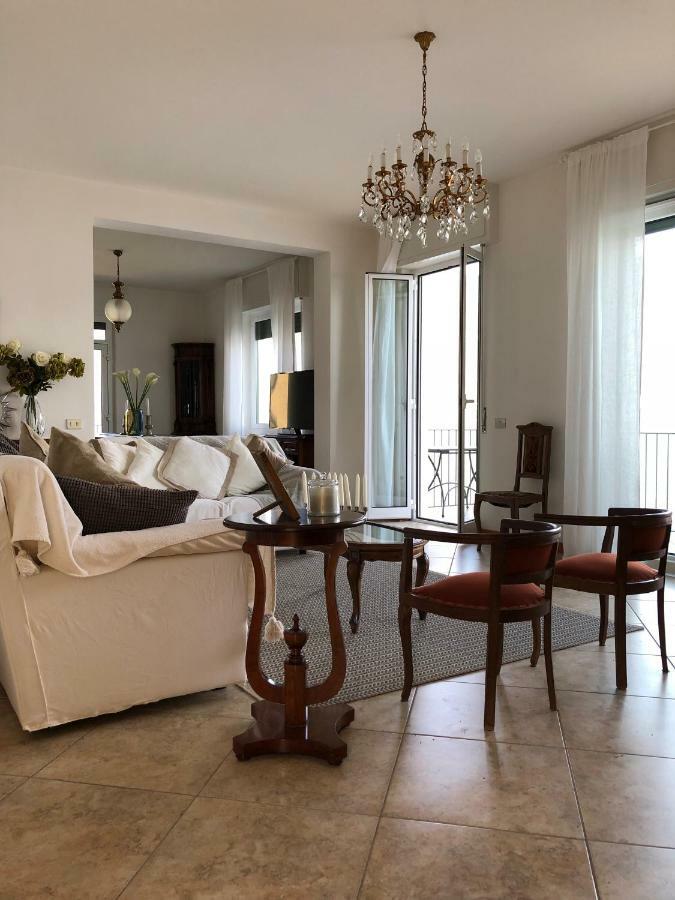 Como Lake View House Lezzeno Eksteriør bilde